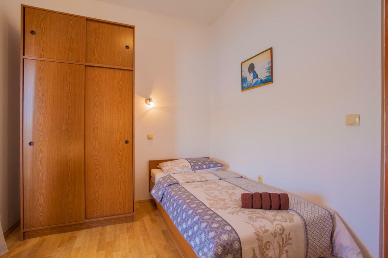 Apartmani Komesic Zubovići Екстериор снимка